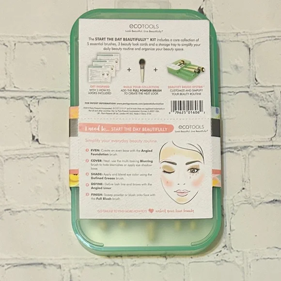 New Dior Pouch & Beauty Bundle With Dior Hydra Life Micellar Cleanser (10 Items) - Picture 8 of 16